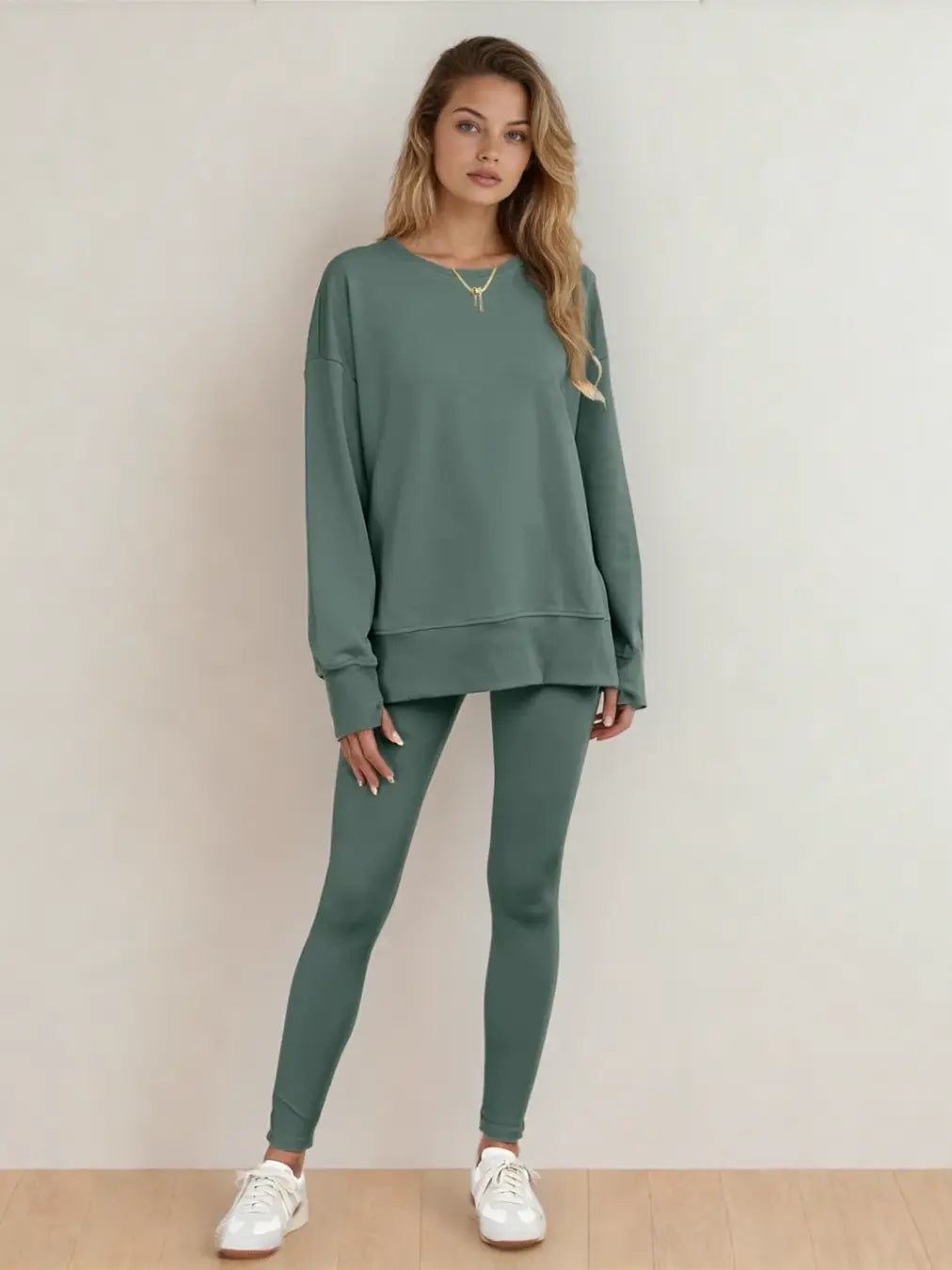 Remi Lounge Set | Slit Sweatshirt | Leggings