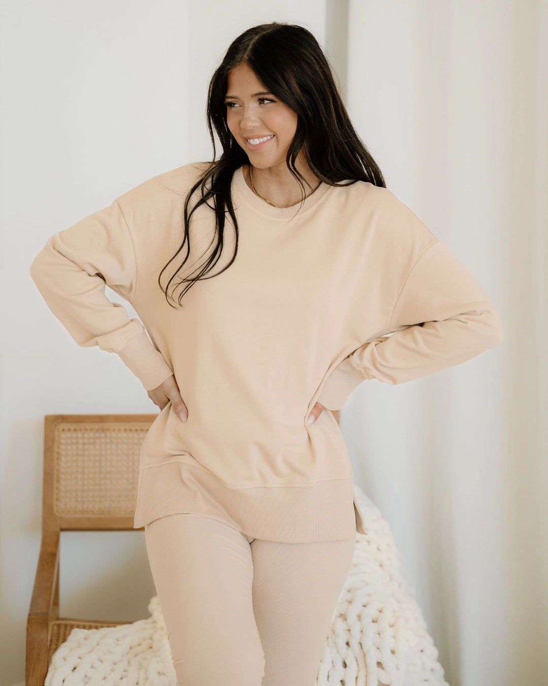 Remi Lounge Set | Slit Sweatshirt | Leggings